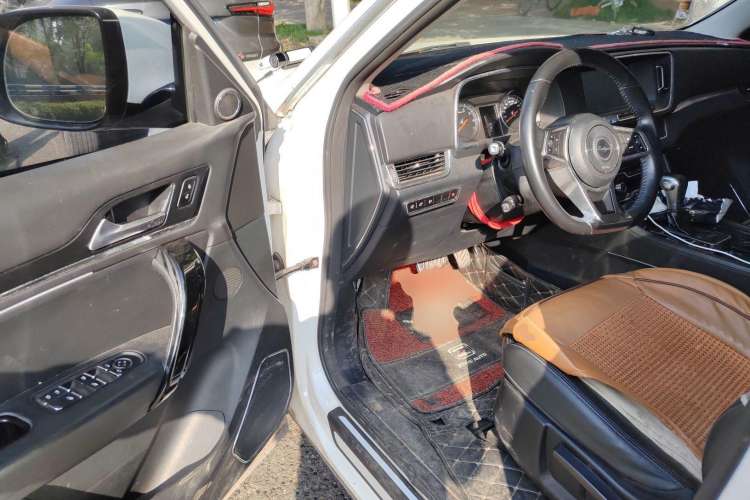 Used Zotye T600 Coupe 2017 1.5T Automatic Luxury Model Driver Seat