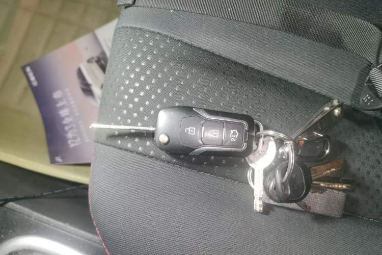 Used Changan CX20 2014 1.4L Manual Sport Version China IV Standard