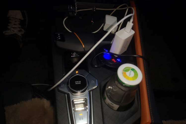 Used CHANGAN UNI-V iDD 2023 ZhiDian iDD 1.5T 113km Smart & Fun Version Gear Lever