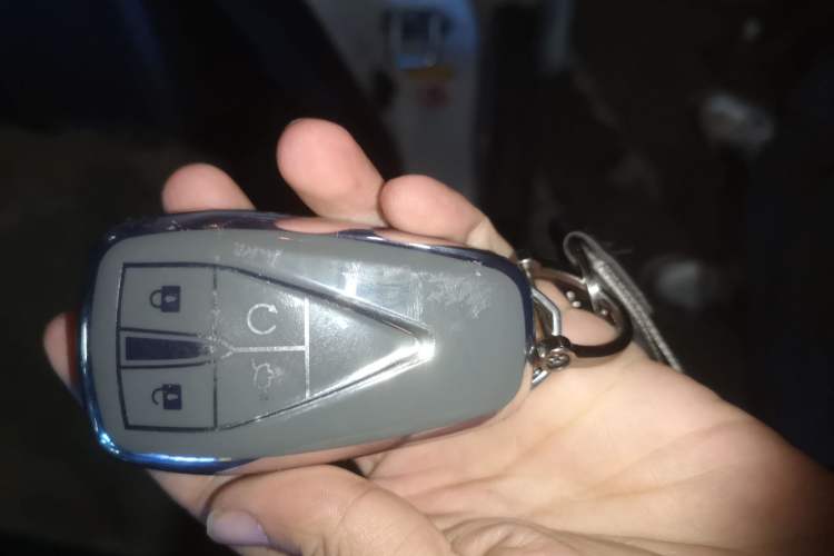 Used CHANGAN UNI-V iDD 2023 ZhiDian iDD 1.5T 113km Smart & Fun Version Vehicle Key