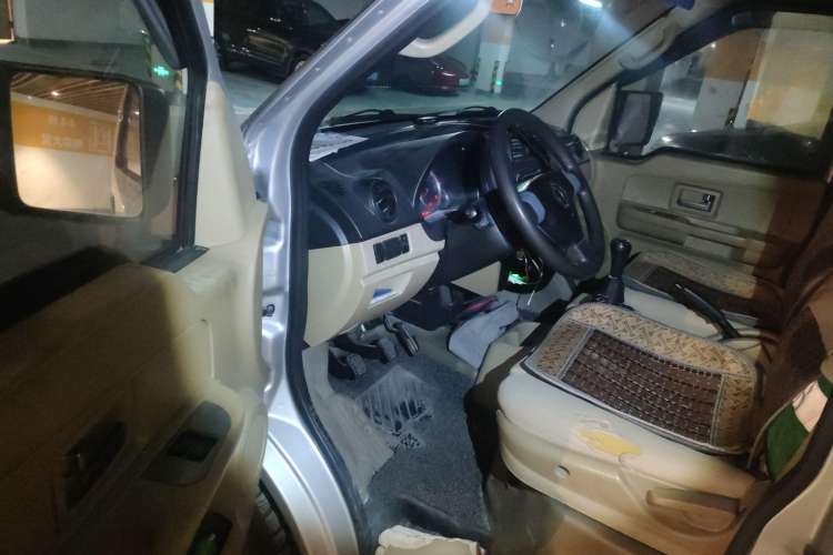 Used Dongfeng Xiaokang C37 2018 1.5L Premium II DK15