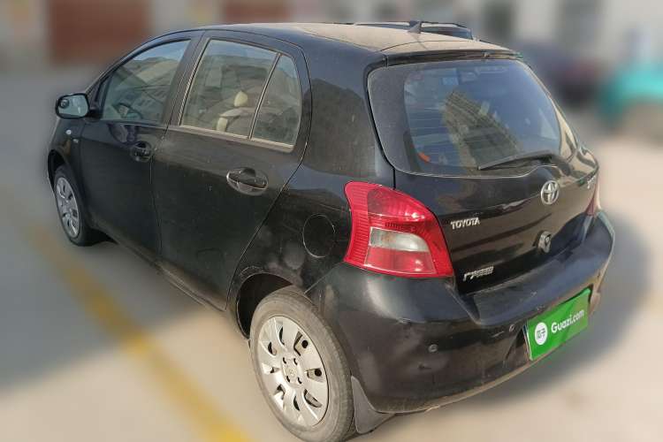 Used Toyota Yaris 2011 1.6E Automatic Charm Edition Rear Left 45 Deg