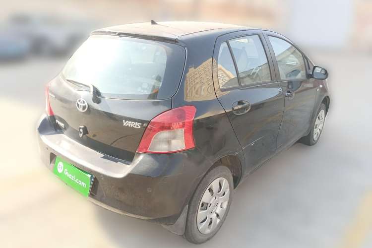 Used Toyota Yaris 2011 1.6E Automatic Charm Edition Rear Right 45 Deg