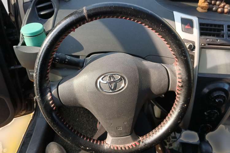 Used Toyota Yaris 2011 1.6E Automatic Charm Edition Steering Wheel