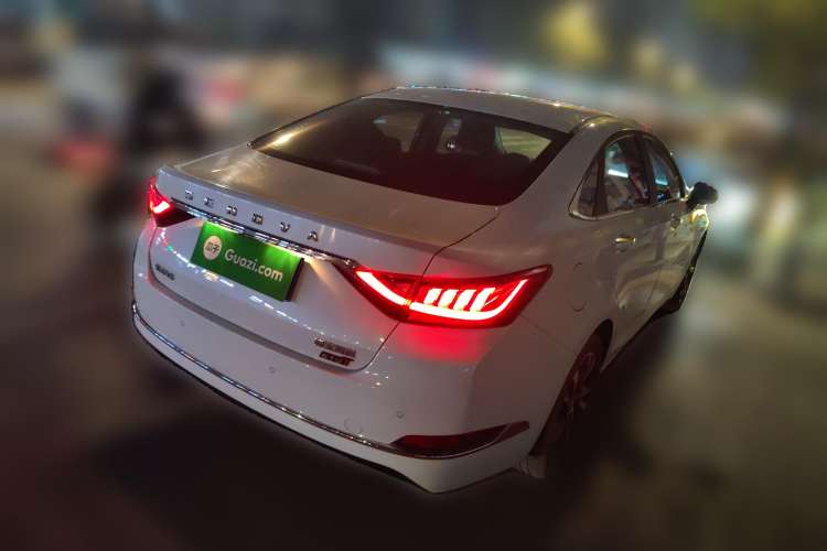 Used BAIC Beijing U7 2019 1.5T CVT New Smart Version China V