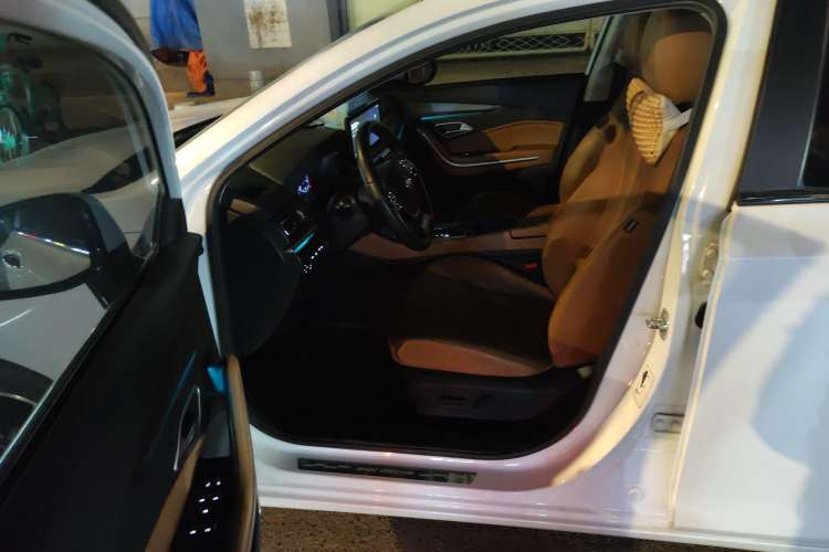 Used BAIC Beijing U7 2019 1.5T CVT New Smart Version China V