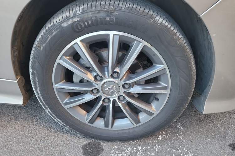 Used SAIC MAXUS G10 2016 2.0T Automatic Luxury Executive Edition