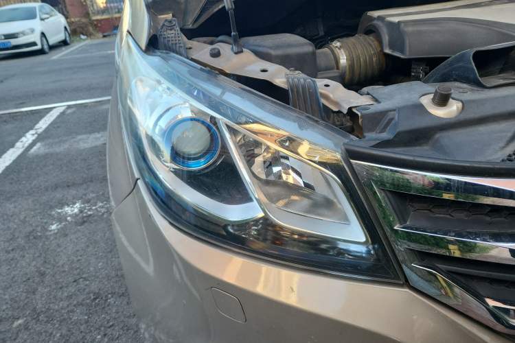 Used SAIC MAXUS G10 2016 2.0T Automatic Luxury Executive Edition