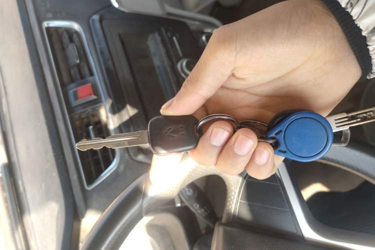 Used Jinbei New Hiace X30L 2016 1.3L Wealth Edition DLCG12
