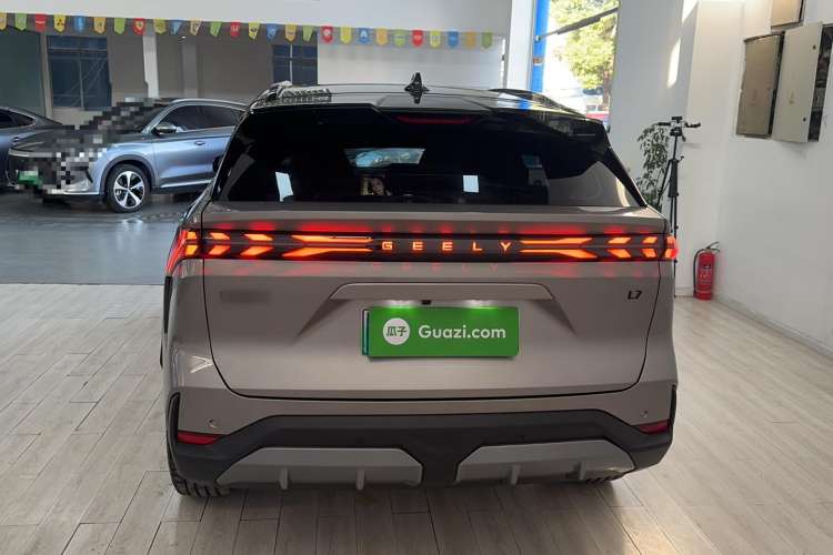 Used Geely Galaxy L7 2023 1.5T 115 km Starship