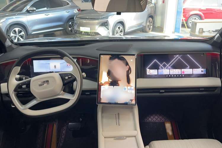 Used Geely Galaxy L7 2023 1.5T 115 km Starship