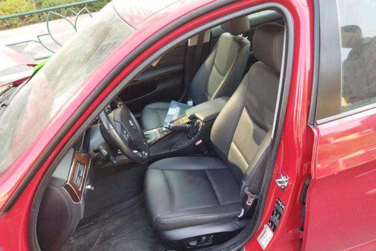 Used BMW 3 Series 2009 320i Luxury Edition
