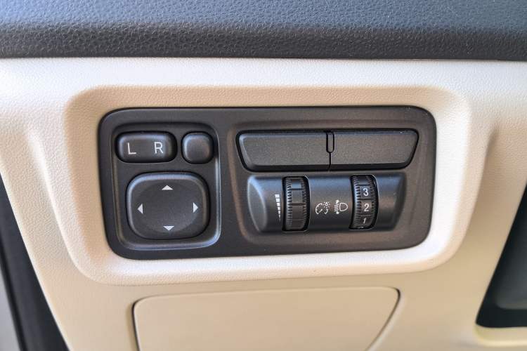 Used Chery Tiggo 5 2014 2.0L CVT Joyful Edition
