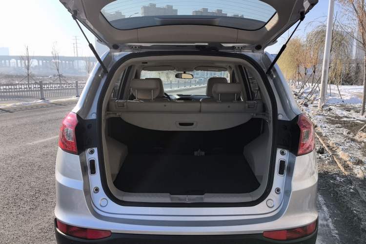 Used Chery Tiggo 5 2014 2.0L CVT Joyful Edition
