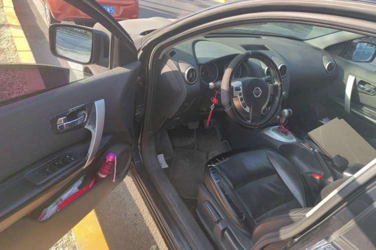 Used Nissan Qashqai 2010 20X LE CVT 2WD Driver Seat