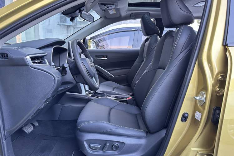 Used Toyota FRONTLANDER 2022 2.0L CVT Luxury PLUS Edition