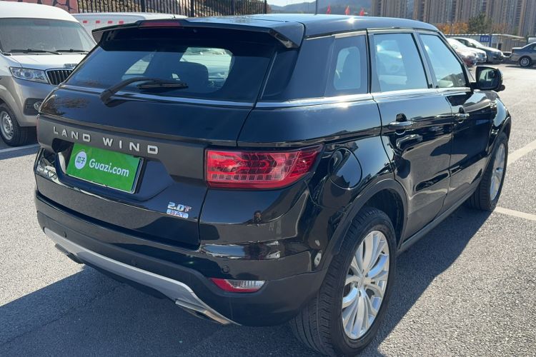 Used Land X7 2015 2.0T Panoramic Prestige Edition
