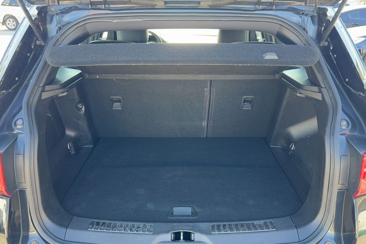 Used Land X7 2015 2.0T Panoramic Prestige Edition
