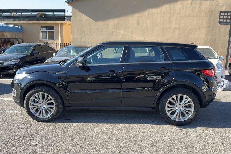 Used Land X7 2015 2.0T Panoramic Prestige Edition
