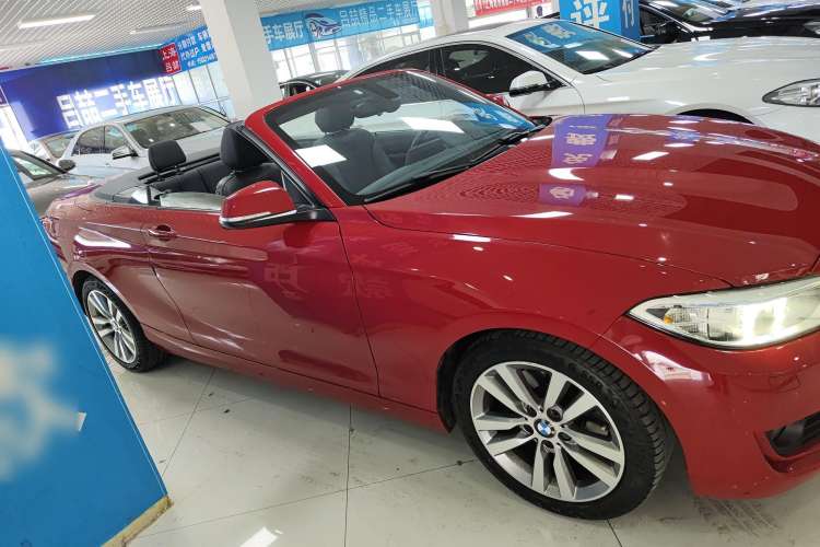 Used BMW 2 Series 2017 220i Convertible Coupe Leading Model

