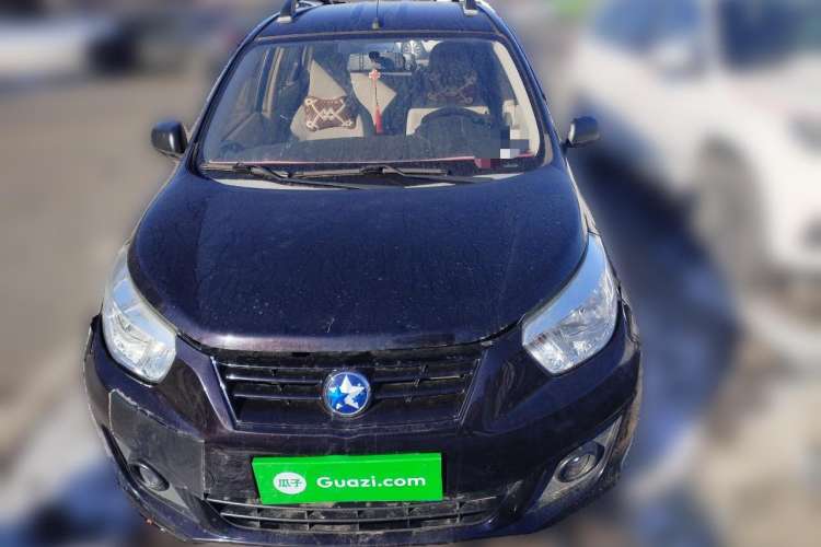 Used Venucia R30 2014 1.2L Manual Luxury Edition
