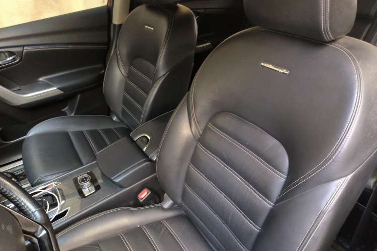 Used Venucia T90 2017 2.0L CVT Leading Edition
