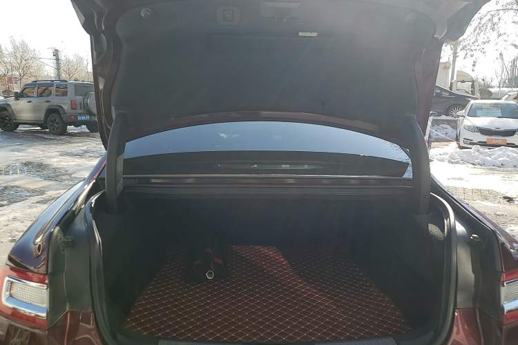 Used Lincoln Continental 2018 2.0T Two-Wheel Drive Deluxe Edition
