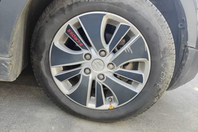 Used Suzuki S-Cross 2014 1.6L CVT Two-Wheel Drive Elite Version