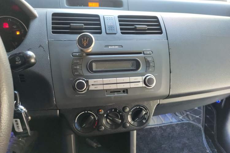 Used Suzuki Swift 2015 1.5L Automatic Limited Edition