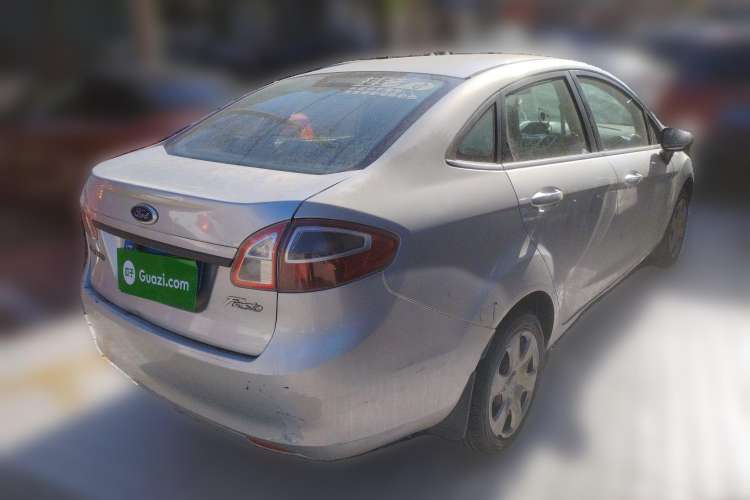Used Ford Fiesta 2009 Sedan 1.5L Automatic Fashion Edition
