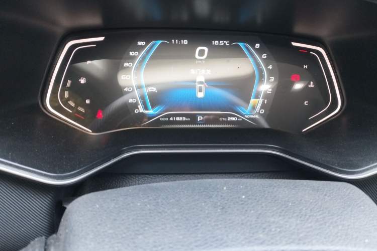 Used CHANGAN OSHAN X7 2021 1.5T Automatic Luxury Model
