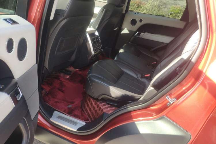 Used Land Rover Range Sport 2014 3.0 SC V6 HSE Left Rear Seat