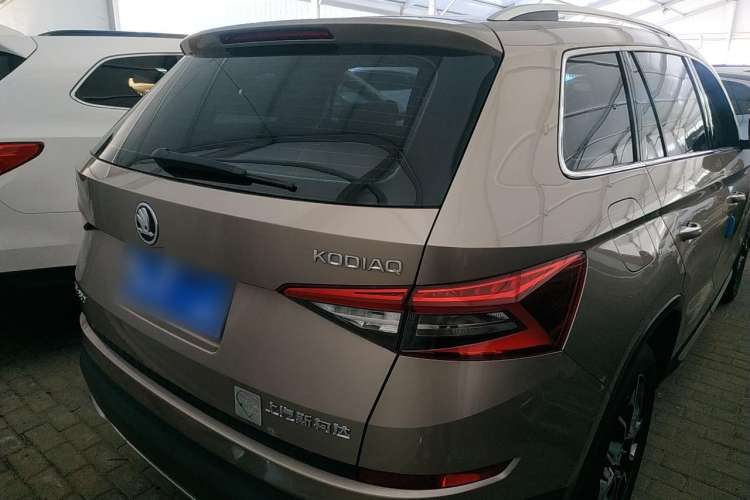 Used Skoda Kodiaq 2017 TSI330 7-Seater Two-Wheel-Drive Luxury Edition Rear