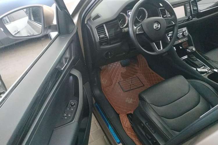 Used Skoda Kodiaq 2017 TSI330 7-Seater Two-Wheel-Drive Luxury Edition Driver Seat