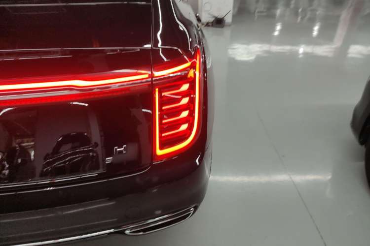 Used Hongqi H9 2020 3.0T Smart Connect Flagship Edition
