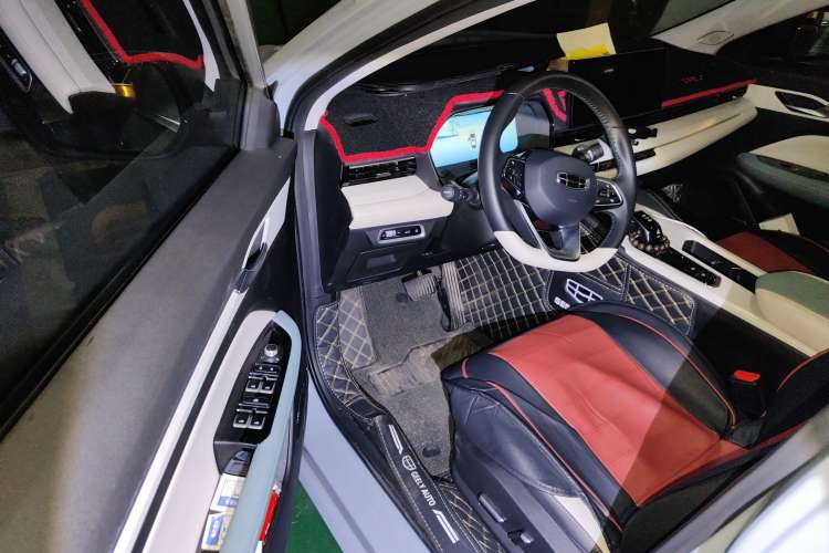 Used Geely Auto Emgrand L HiP 2022 1.5TD-DHT Pro 100KM Super Rui
