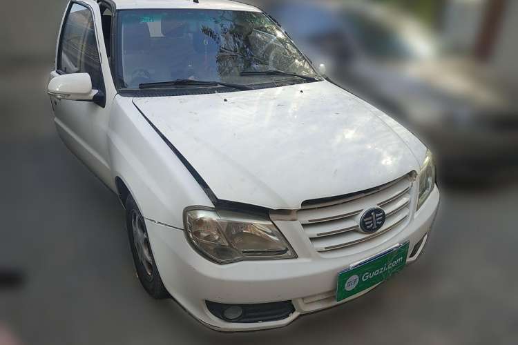 Used FAW Xiali 2012 N3 1.0L Hatchback Standard Model

