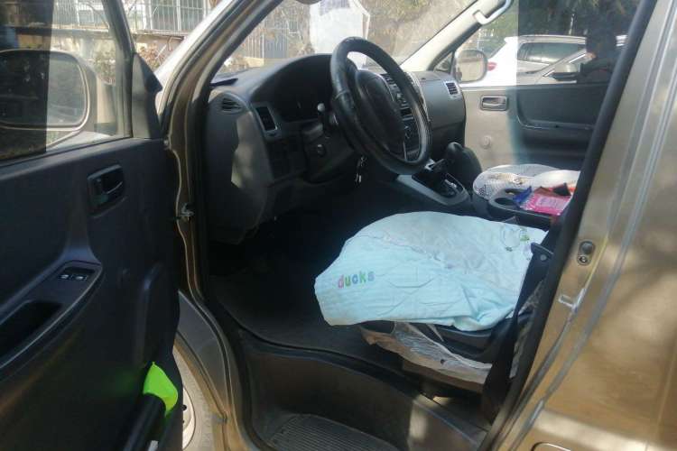 Used Jinbei Express 2020 2.0L Upgraded Version China VI Standard 6-Seater 1TZS