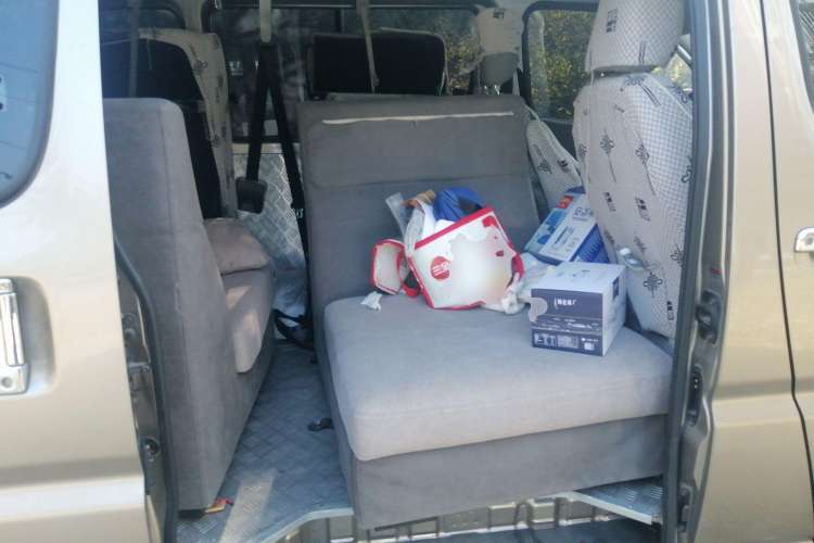 Used Jinbei Express 2020 2.0L Upgraded Version China VI Standard 6-Seater 1TZS