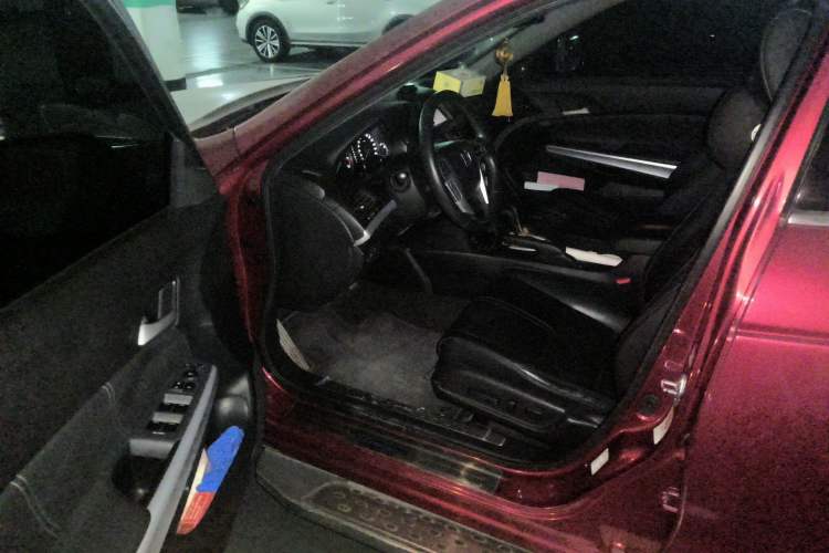 Used Honda Crosstour 2012 2.4L Luxury Edition