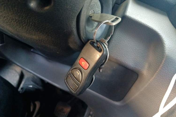 Used Nissan NV200 2010 1.6L Luxury Model Vehicle Key