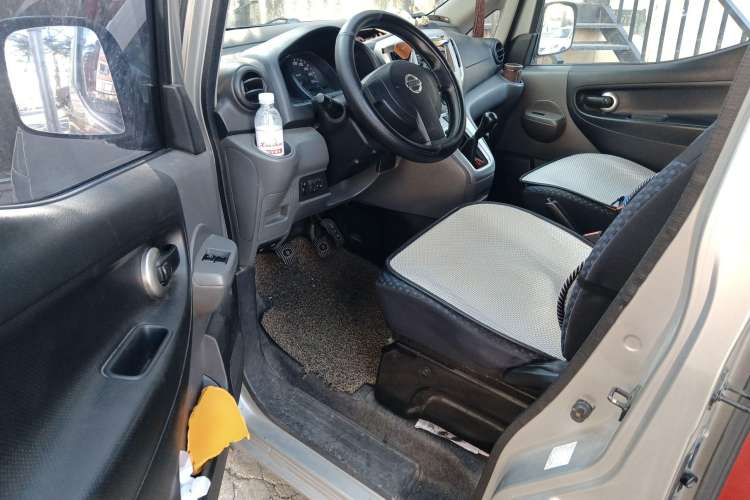 Used Nissan NV200 2010 1.6L Luxury Model Driver Seat