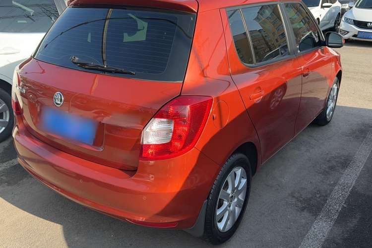 Used Skoda Fabia 2012 1.4L Automatic Crystal Edition