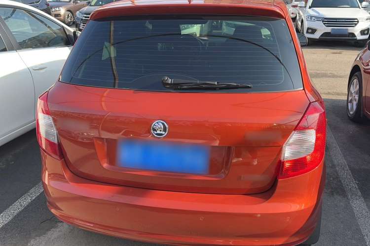 Used Skoda Fabia 2012 1.4L Automatic Crystal Edition