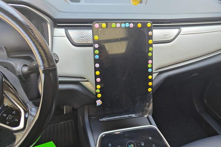 Used WM Motor EX5 2020 EX5-Z Fun Dynamic Edition Audio And AC Panel