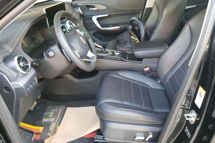 Used Wey VV5 2021 1.5T Two-Wheel Drive Smart Pioneer
