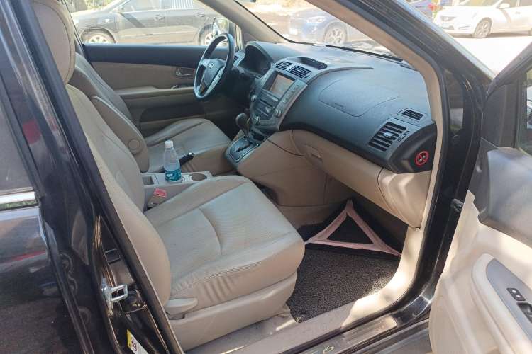 Used BYD S6 2011 2.4L Automatic Luxury Edition