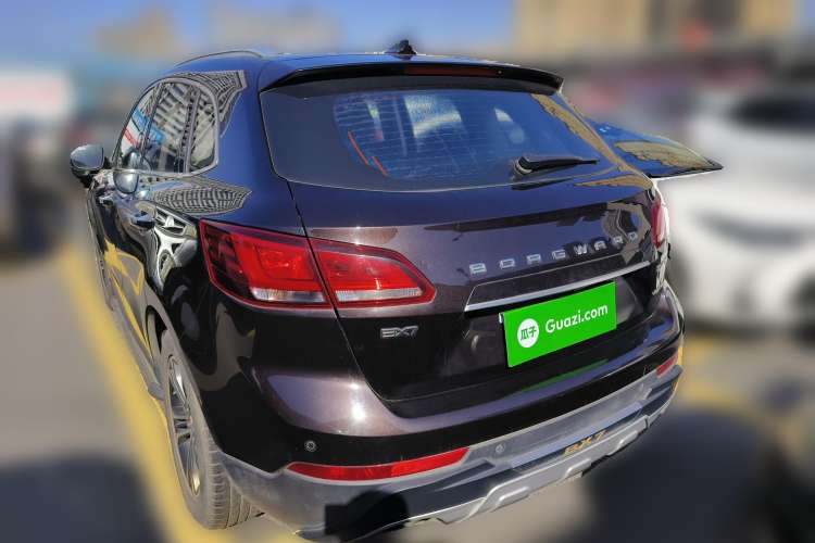 Used BORGWARD BX7 2016 28T Two-Wheel Drive Luxury Version 5 Seats