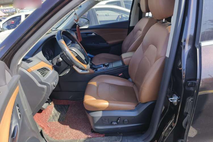 Used BORGWARD BX7 2016 28T Two-Wheel Drive Luxury Version 5 Seats