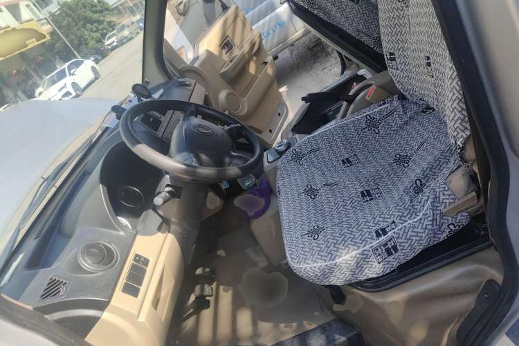 Used Dongfeng Xiaokang EC36 2017 Base Model
